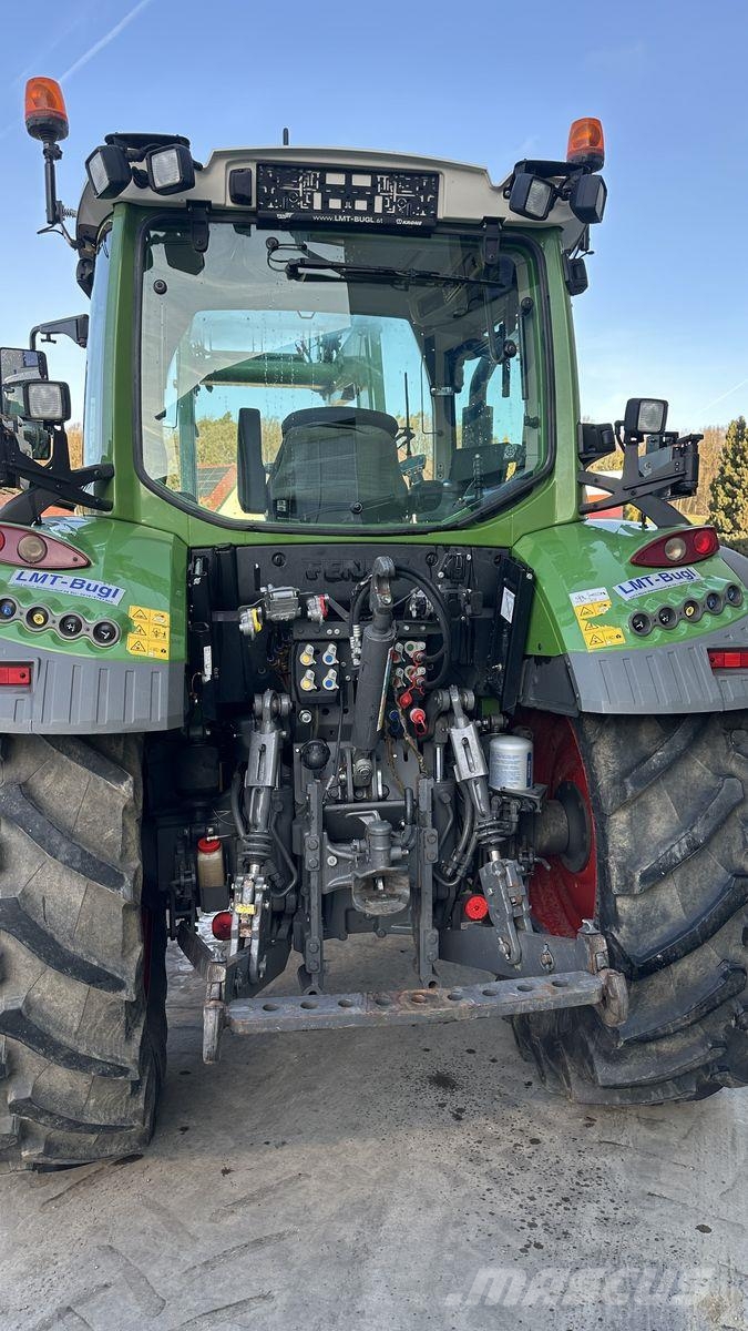 Fendt 313 Vario S4 Profi-Plus Traktori