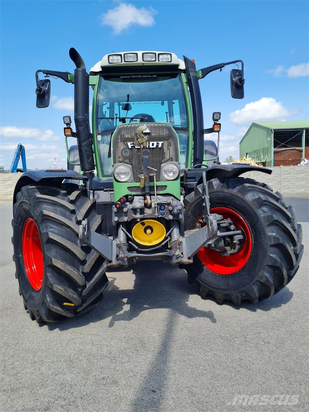Fendt 411 Vario Traktoren