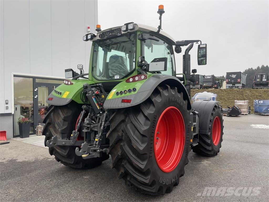 Fendt 724 Vario Profi+ Ciągniki rolnicze