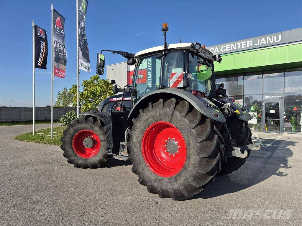 Fendt 724 Vario Profi+ Traktorji