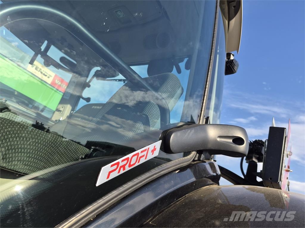 Fendt 724 Vario Profi+ Traktorji