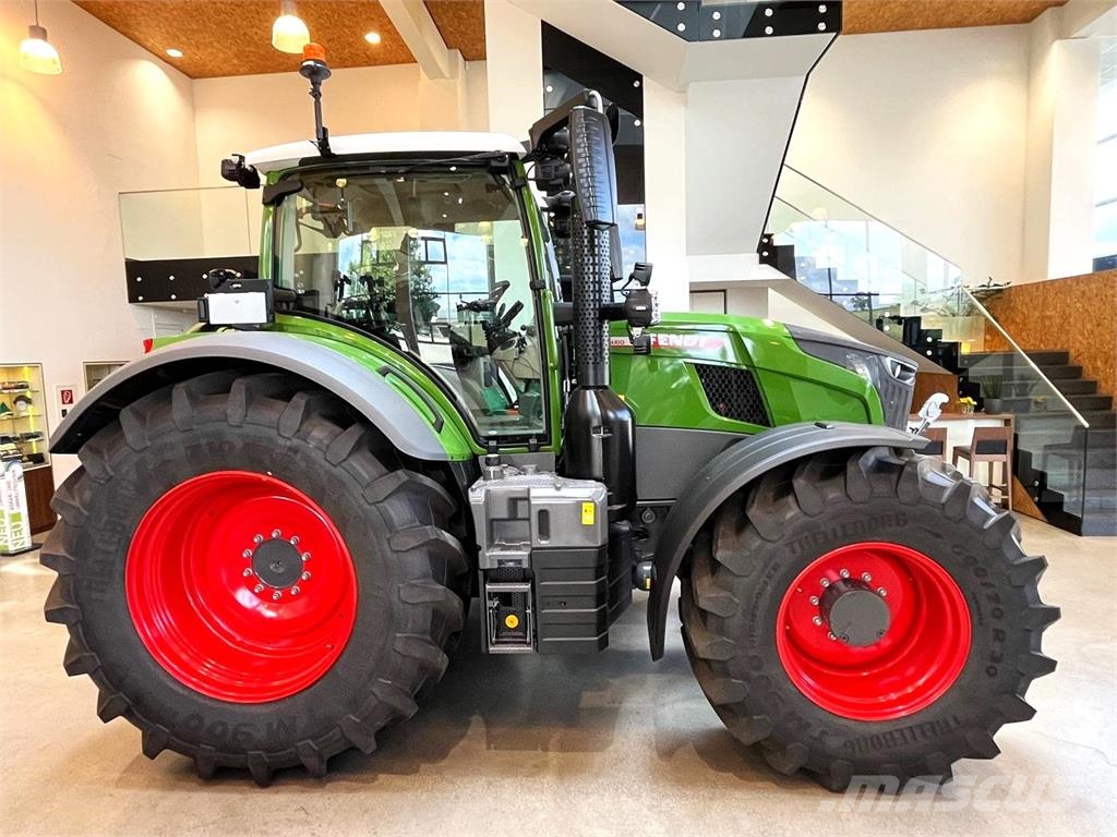Fendt 724 Vario Profi+ (Gen 7) الجرارات