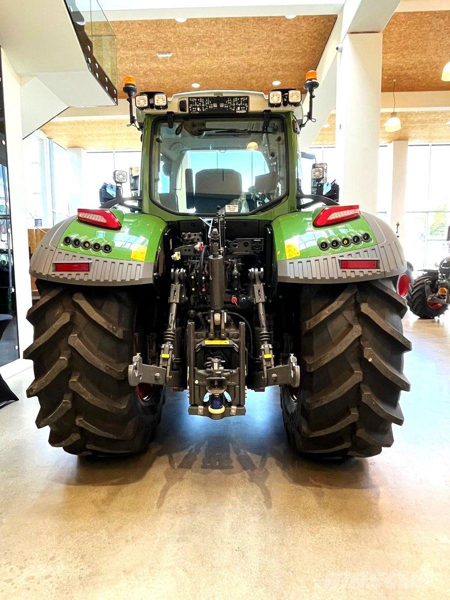 Fendt 724 Vario Profi+ (Gen 7) الجرارات