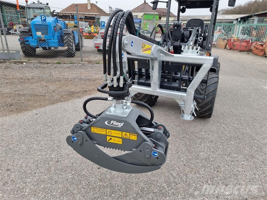 Fliegl Forstzange FZ 120 mit Rotator +Euroaufnahme Sonstige Forstmaschinen