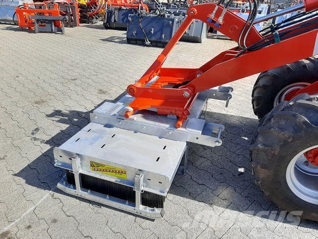 Fliegl Kehrbesen Löwe 250 cm mit Euroaufnahme und Palet Сельхозтехника - Другие