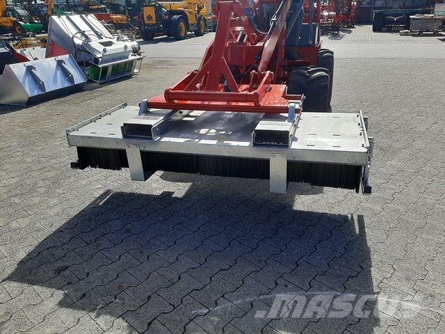 Fliegl Kehrbesen Löwe 250 cm mit Euroaufnahme und Palet Сельхозтехника - Другие