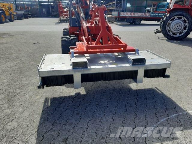 Fliegl Kehrbesen Löwe 250 cm mit Euroaufnahme und Palet Сельхозтехника - Другие