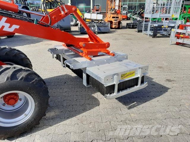 Fliegl Kehrbesen Löwe 250 cm mit Euroaufnahme und Palet Сельхозтехника - Другие
