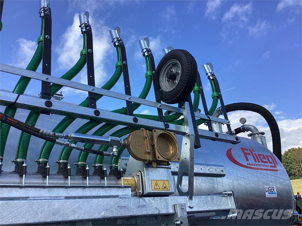 Fliegl VFW 12000 MaxxLine Plus 水肥车
