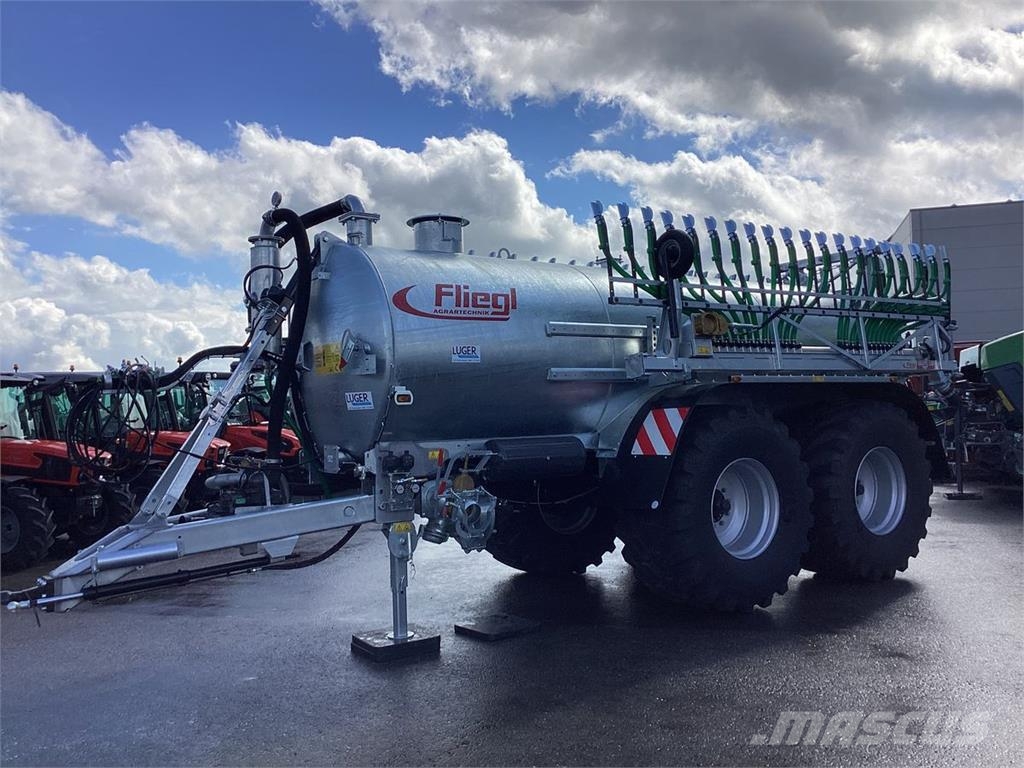 Fliegl VFW 12000 MaxxLine Plus 水肥车