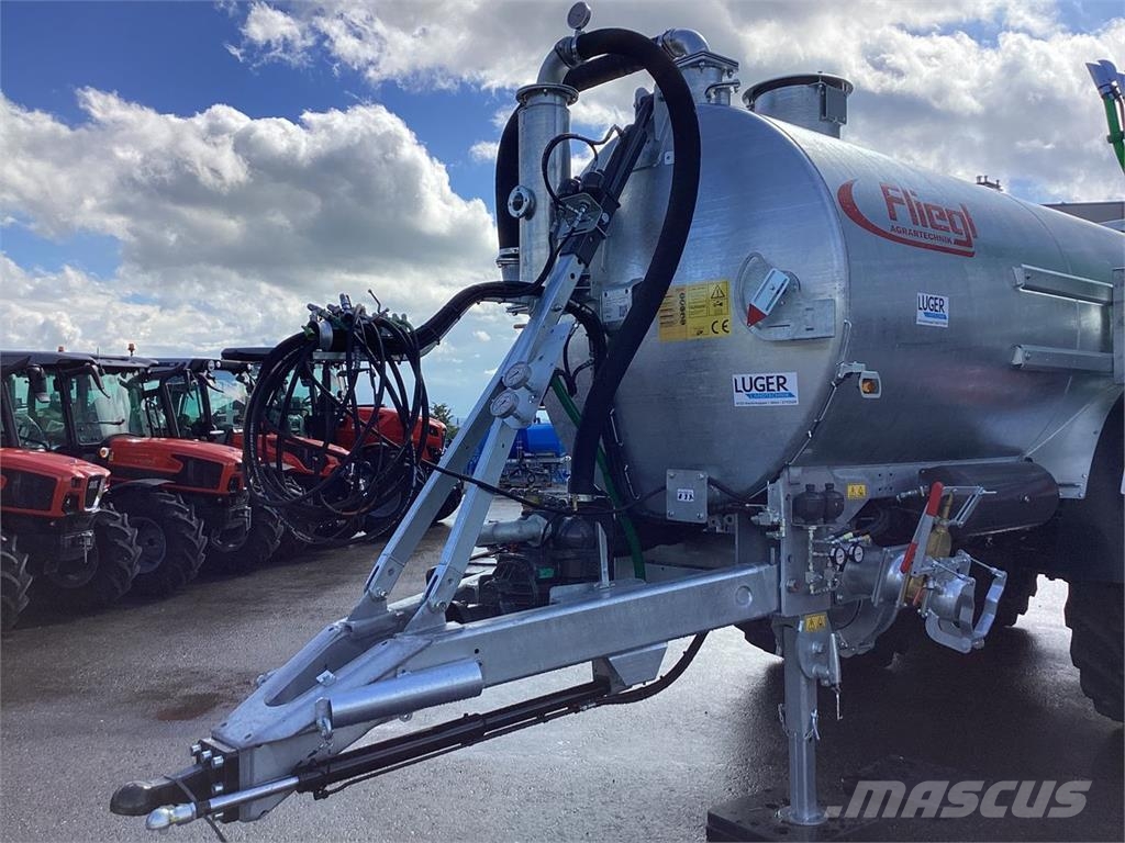 Fliegl VFW 12000 MaxxLine Plus 水肥车
