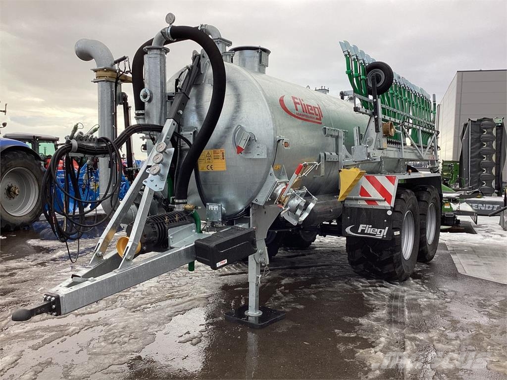 Fliegl VFW 12000 MaxxLine Tandem Cisterne za djubrivo