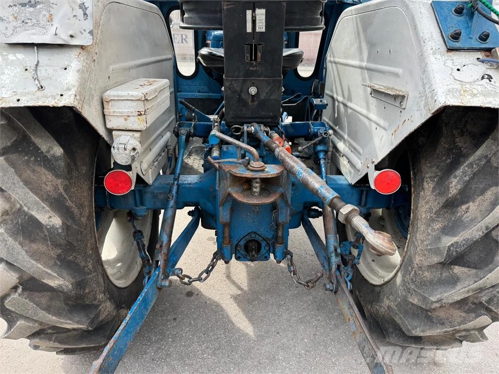 Ford 2600 Traktorji