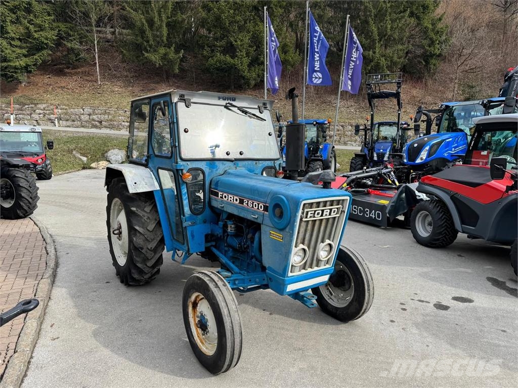 Ford 2600 Traktorji
