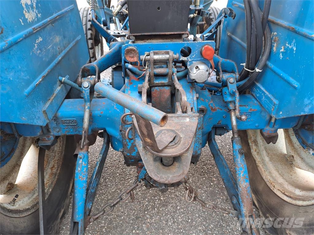 Ford Super Dexta 3000 Traktorji