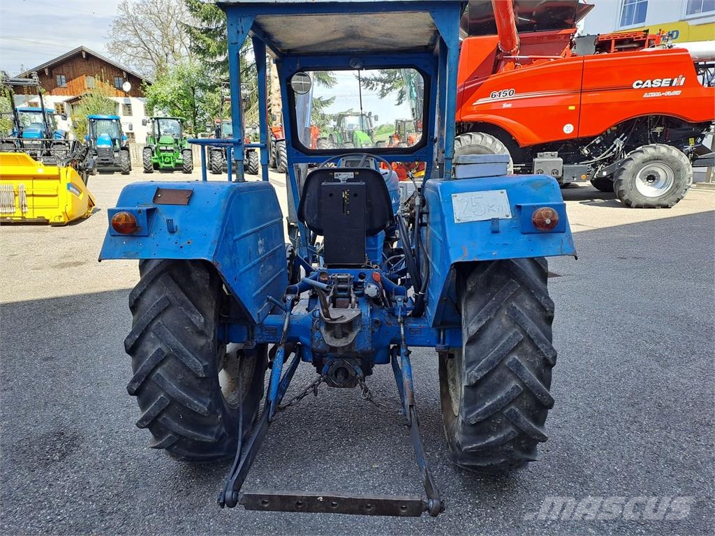 Ford Super Dexta 3000 Traktorji