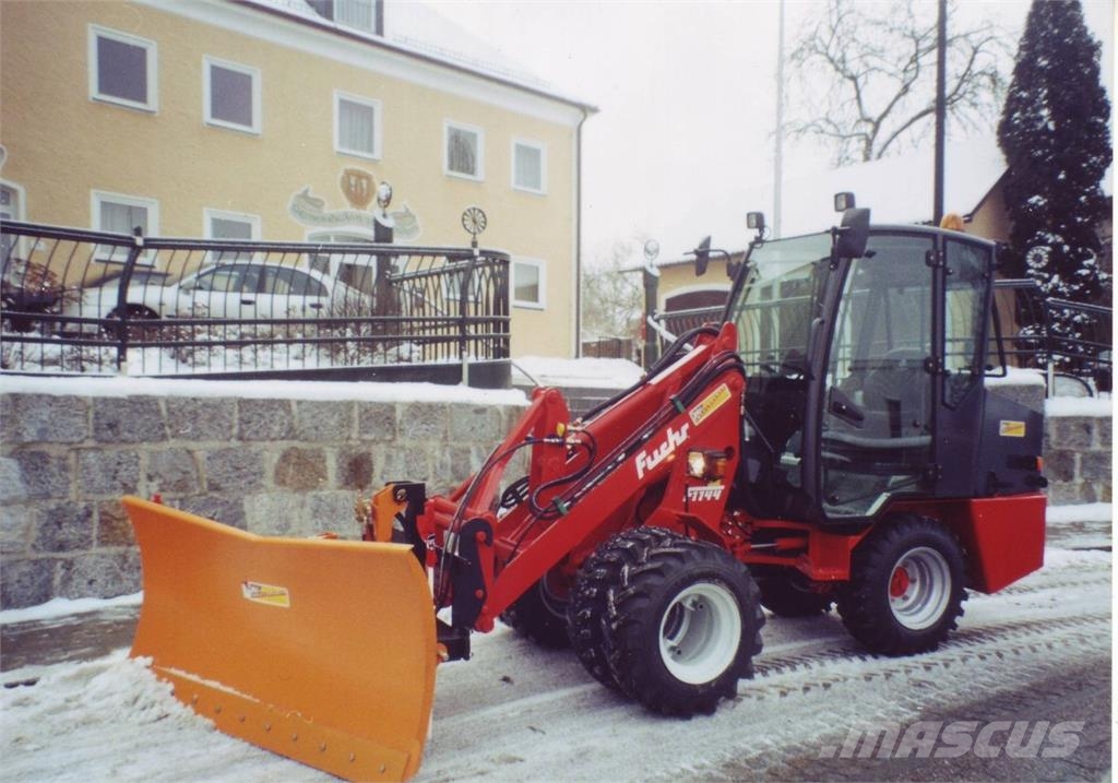 Fuchs F 1144 mit Kabine Voorladers en gravers
