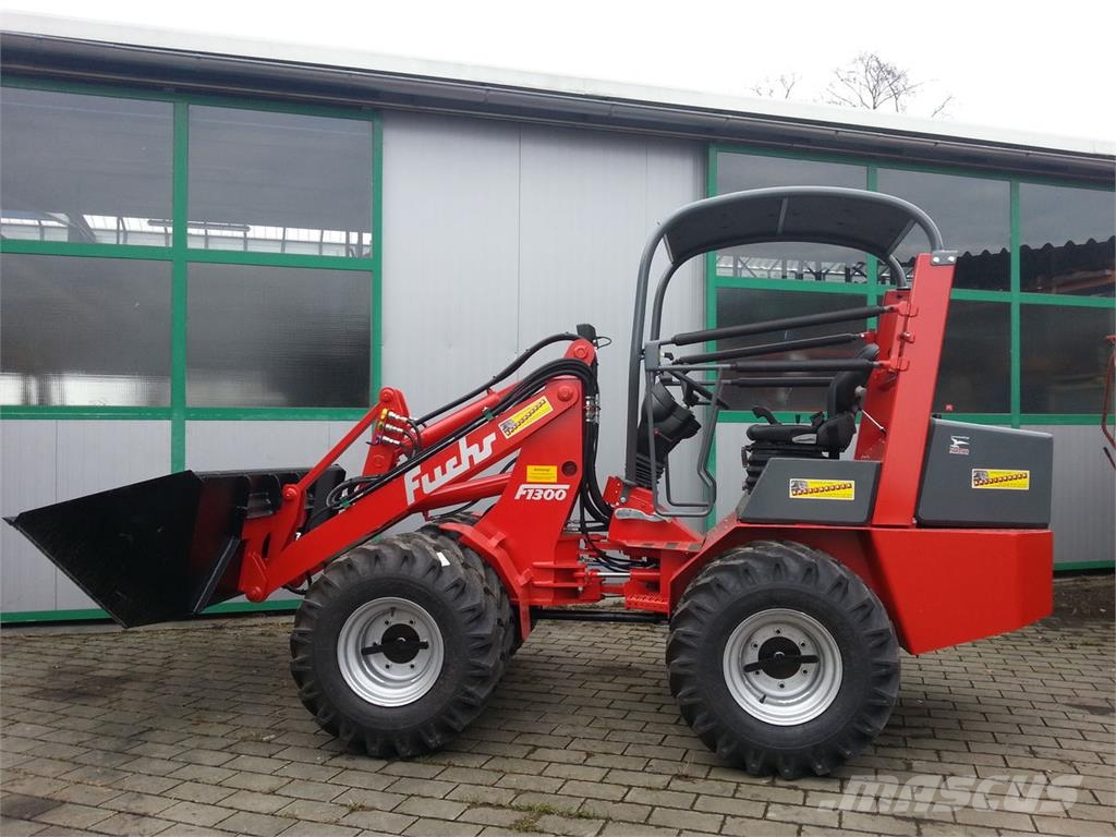 Fuchs F 1300 mit 3xDW, Tandempumpe, Plaentenachsen uvm Homlokrakodók és kotrók