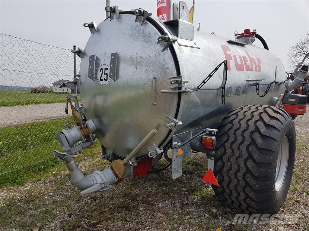 Fuchs Güllefass VK 5,5 E mit 5700 Liter Цистерни для перевезення суспензій