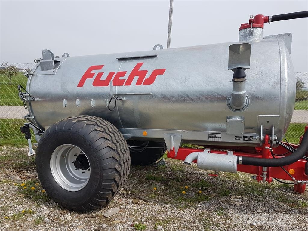 Fuchs Güllefass VK 5,5 E mit 5700 Liter Цистерни для перевезення суспензій