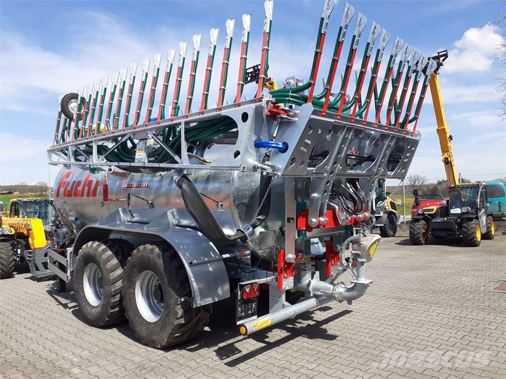 Fuchs VK 11 PRO TANDEM mit FSV 12 Meter FUCHS Schlepp Flytgödselspridare