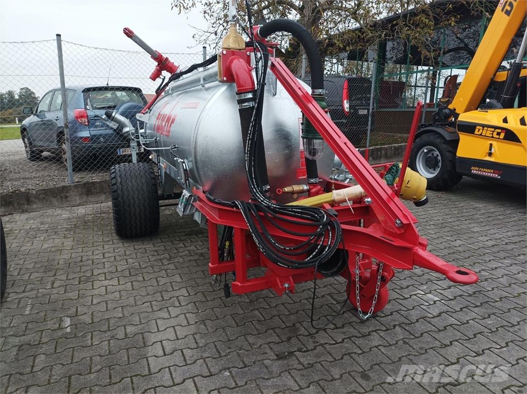 Fuchs VK 3 Alpin mit Hochdruckverteiler Flytgödselspridare