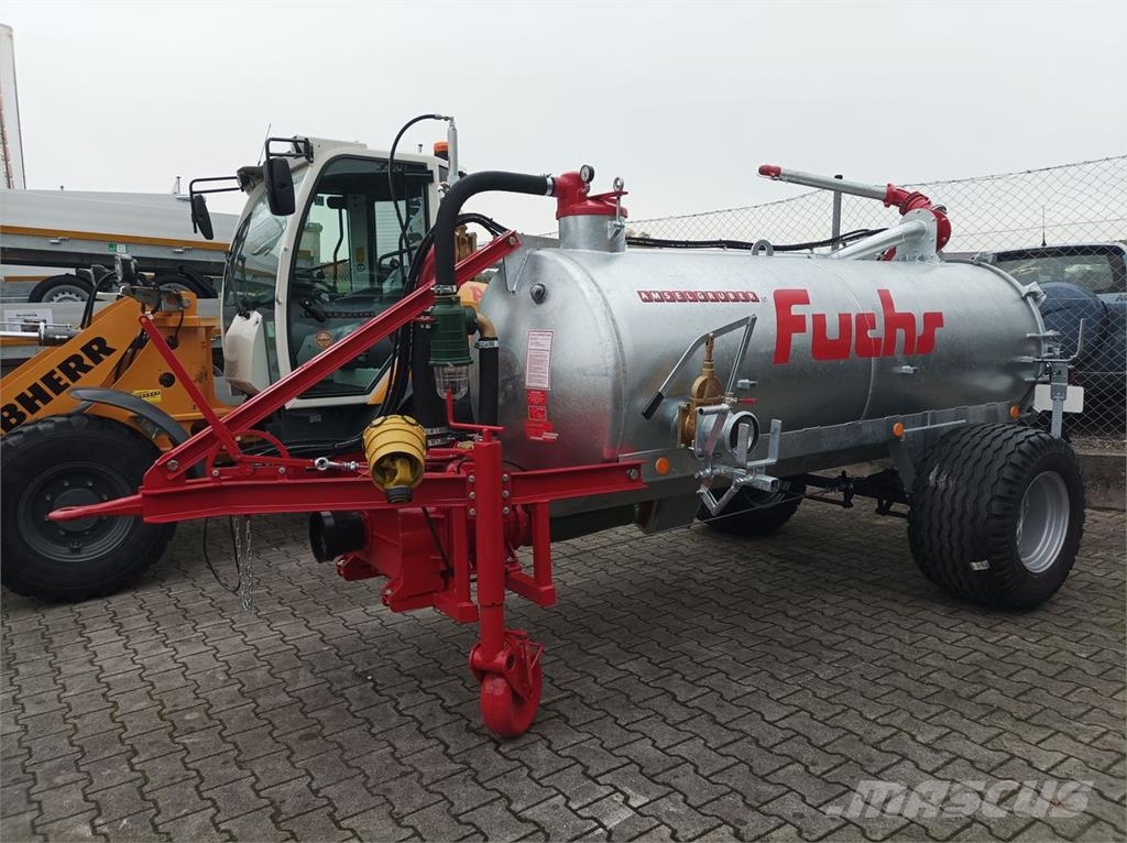 Fuchs VK 3 Alpin mit Hochdruckverteiler Flytgödselspridare