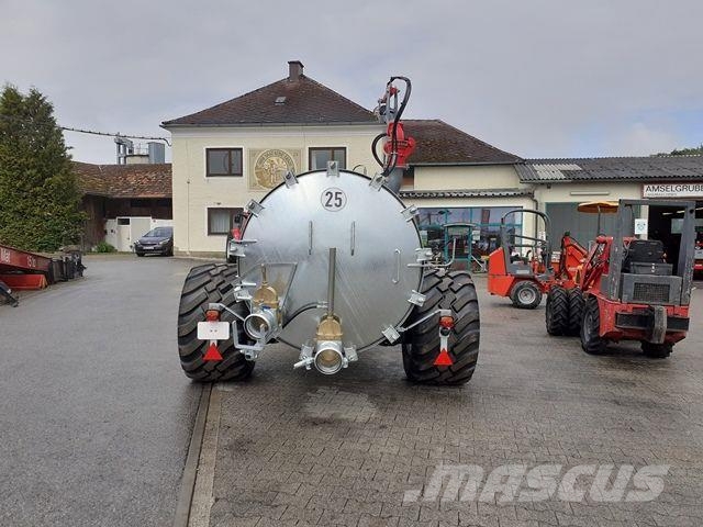 Fuchs VK 6 mit 6300 Litern Ore de transport în forma lichida