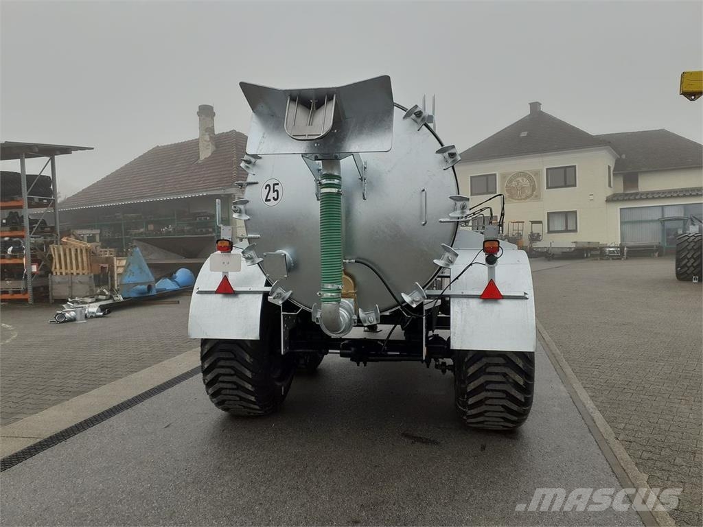 Fuchs VK 8 TANDEM PRO Austria Limited Edition Ore de transport în forma lichida