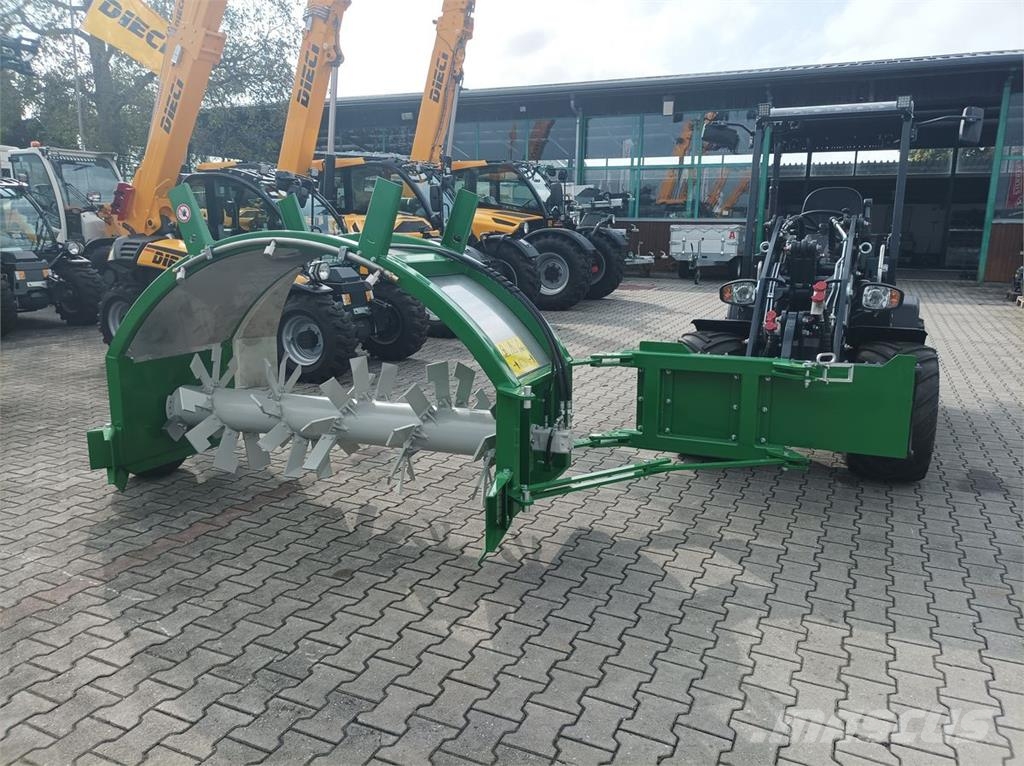 Gujer Kompostwender TG 201 TOP für Hoflader Other fertilizing machines and accessories