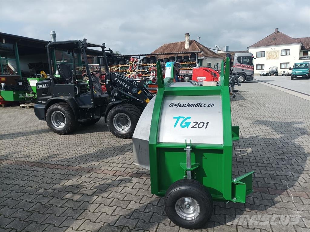 Gujer Kompostwender TG 201 TOP für Hoflader Other fertilizing machines and accessories