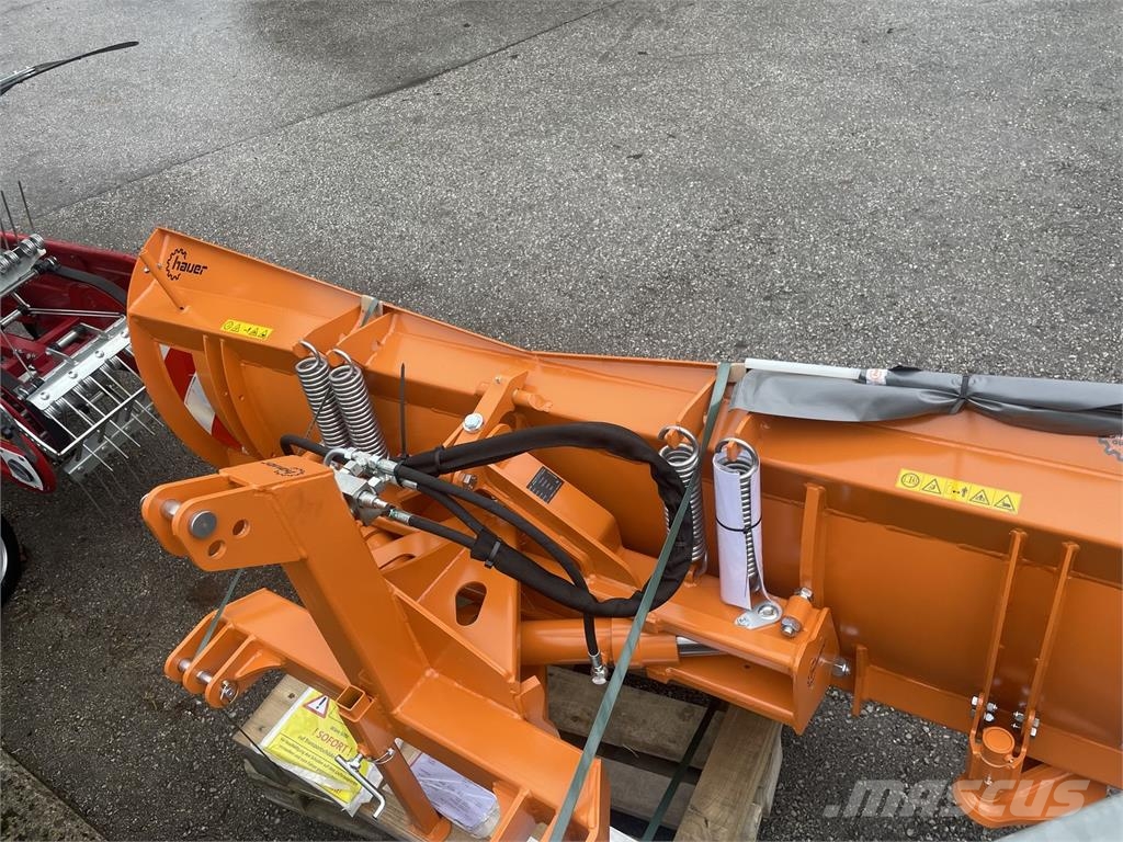 Hauer HS2600 Outras máquinas de estrada e neve