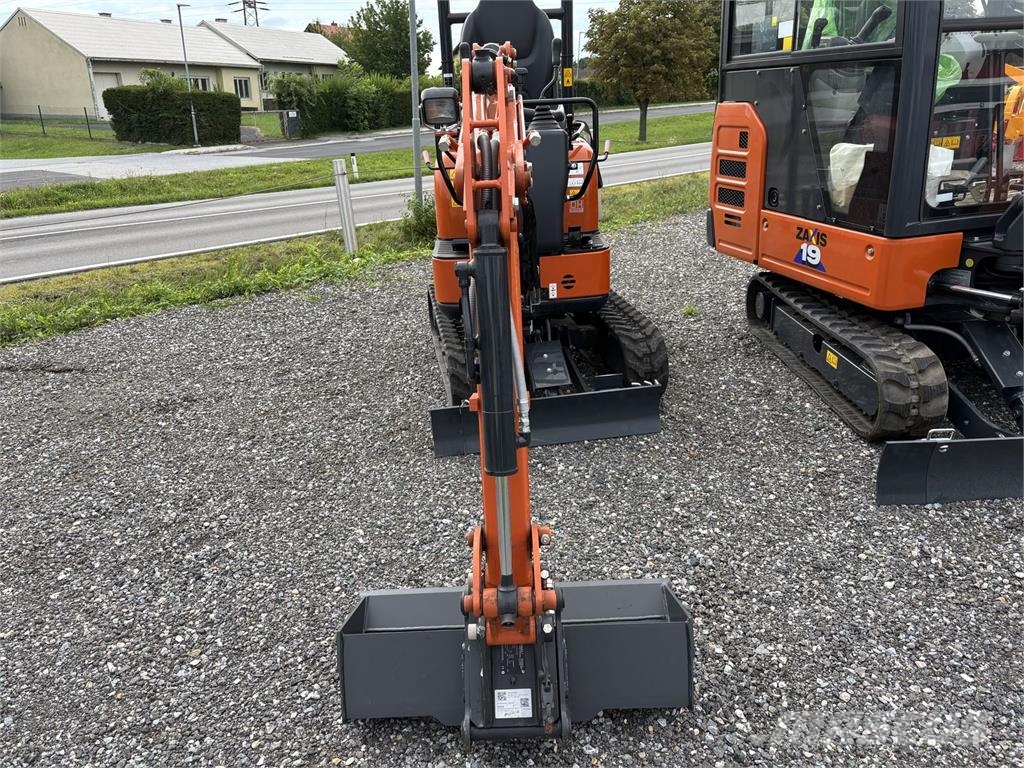 Hitachi ZX10U-6 Міні-екскаватори < 7т