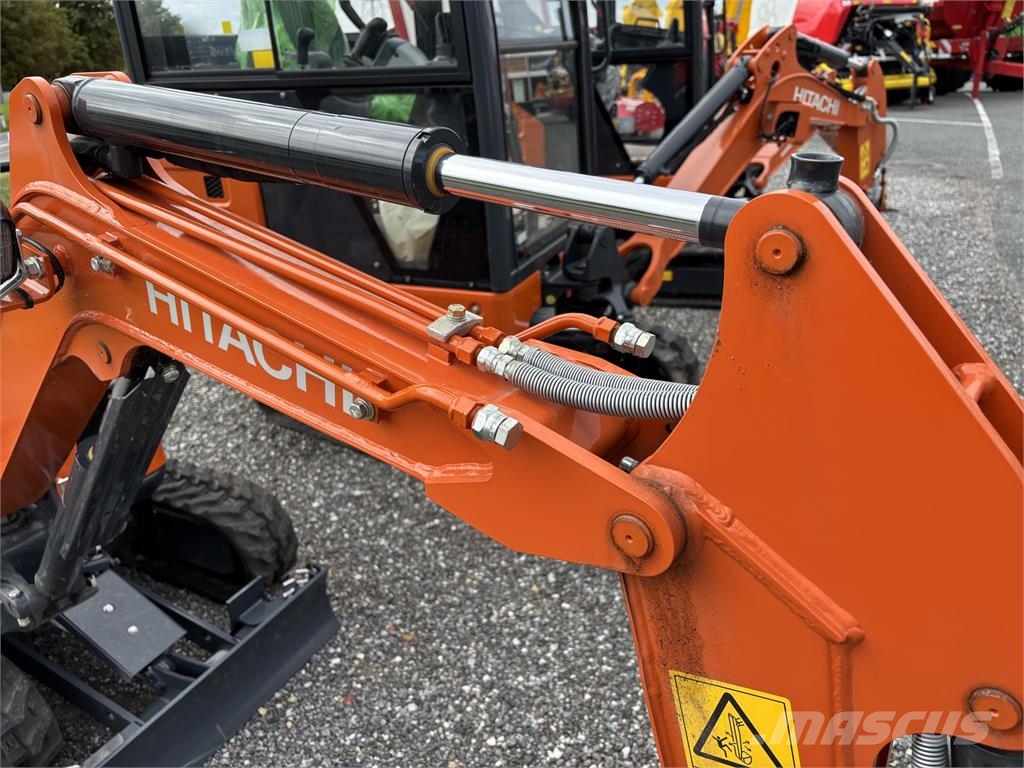 Hitachi ZX10U-6 Міні-екскаватори < 7т