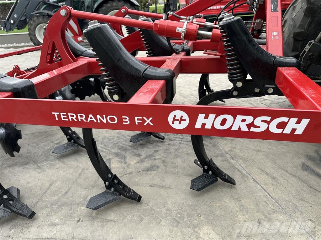 Horsch Terrano 3FX Cultivatoare