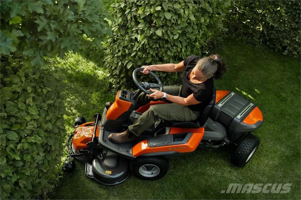 Husqvarna Rider 200iX AWD Akku m. Mähdeck معدات العناية بالأرض - غير ذلك