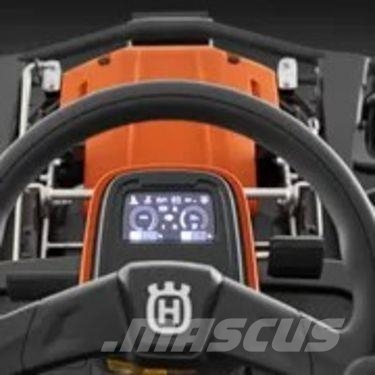 Husqvarna Rider 420 TsX AWD + Schneesschild + Mähdeck Sonstige Kommunalmaschinen