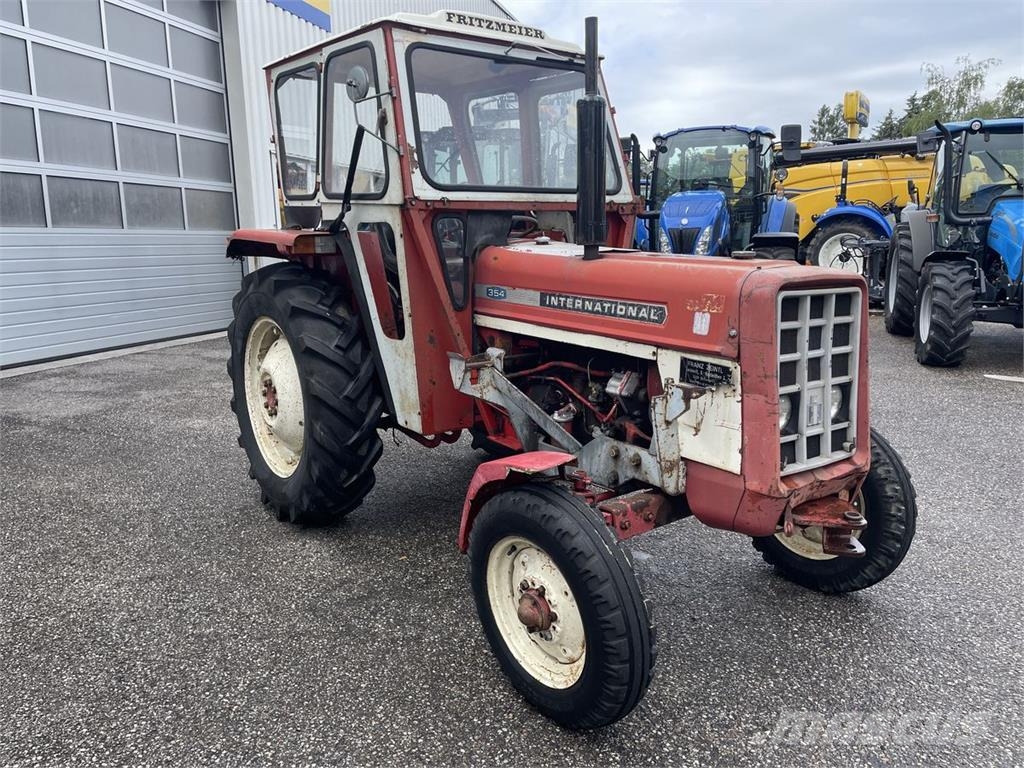 IHC 354 Traktorer
