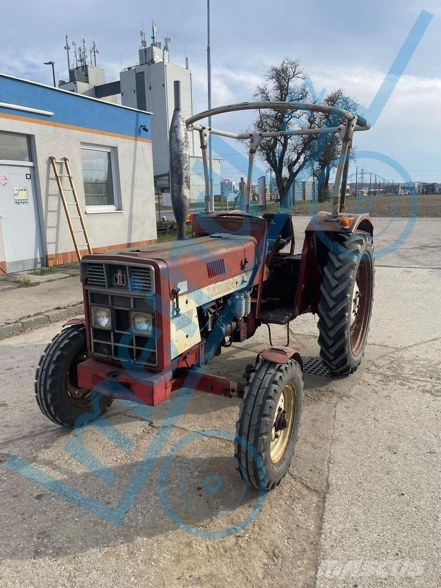 International IHC 453 Traktörler