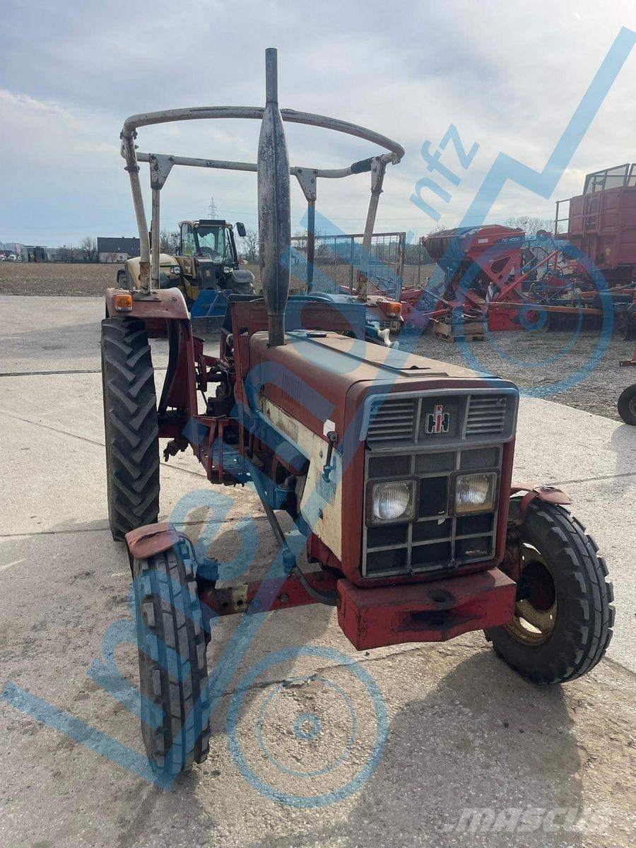 International IHC 453 Traktörler