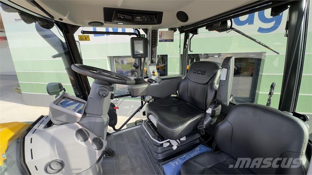 JCB Fastrac 4220 Tratores