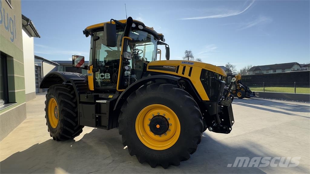 JCB Fastrac 4220 iCON Tratores