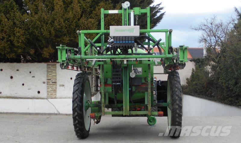 Jessernigg AgroGigant 2500 Irroratrici trainate