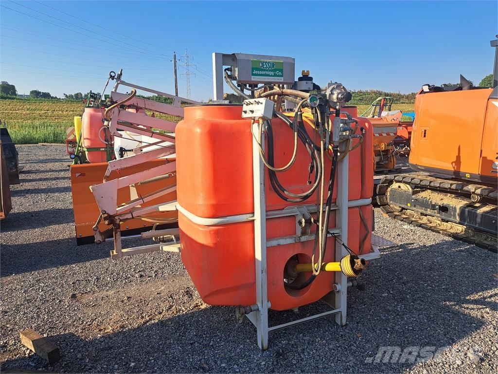 Jessur 880 l Irroratrici trainate