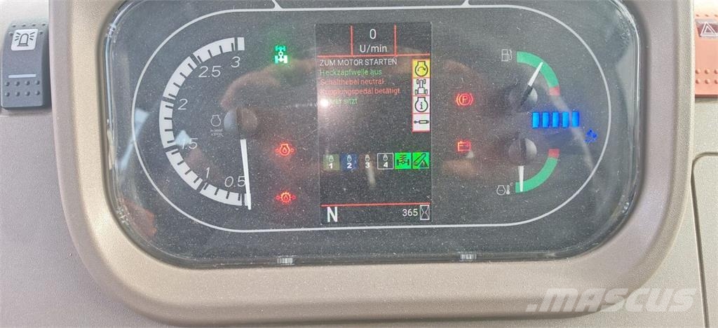 John Deere 5090GF 트랙터