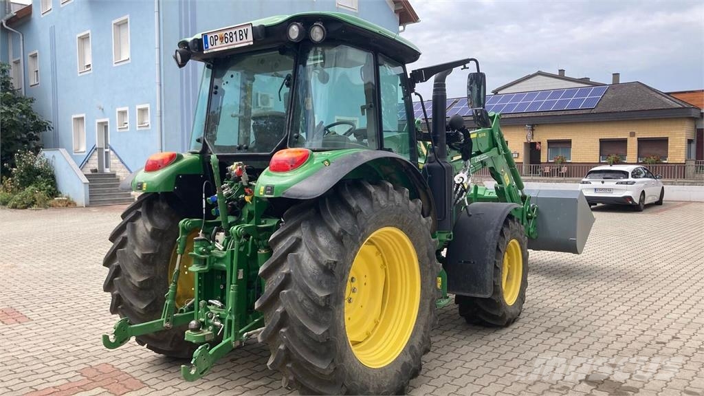 John Deere 5100M Trattori