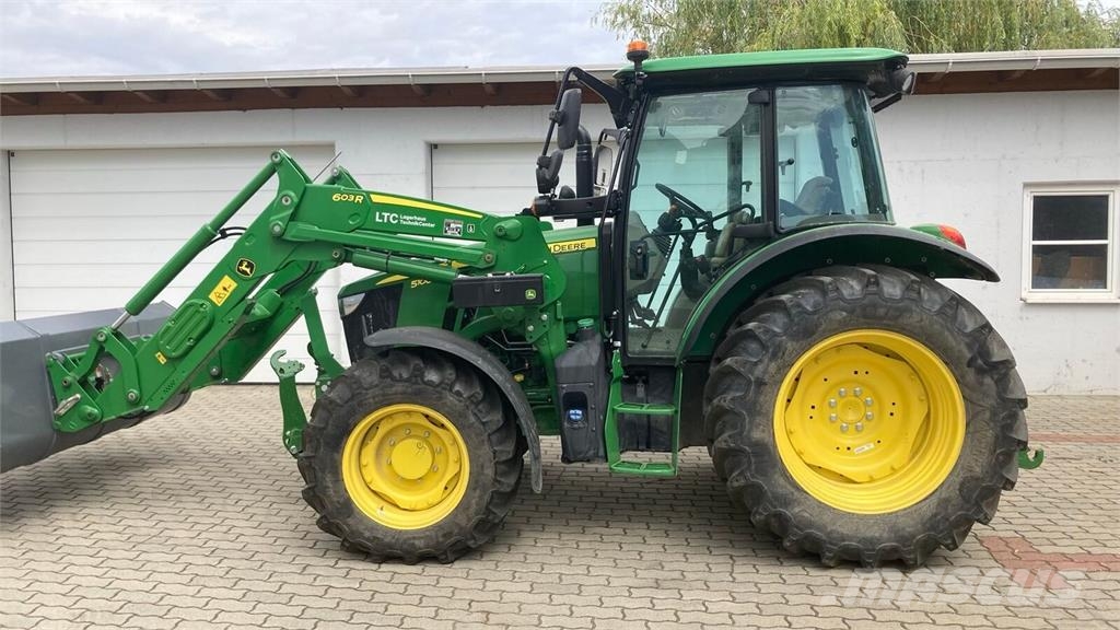 John Deere 5100M Trattori