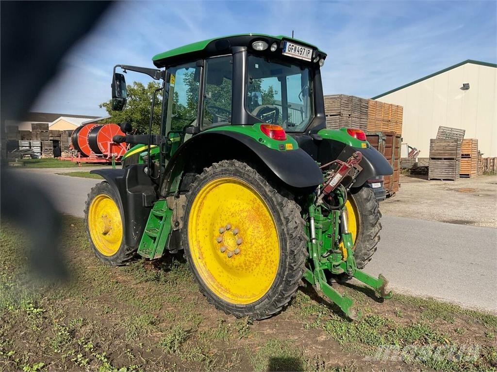 John Deere 6090M Traktori