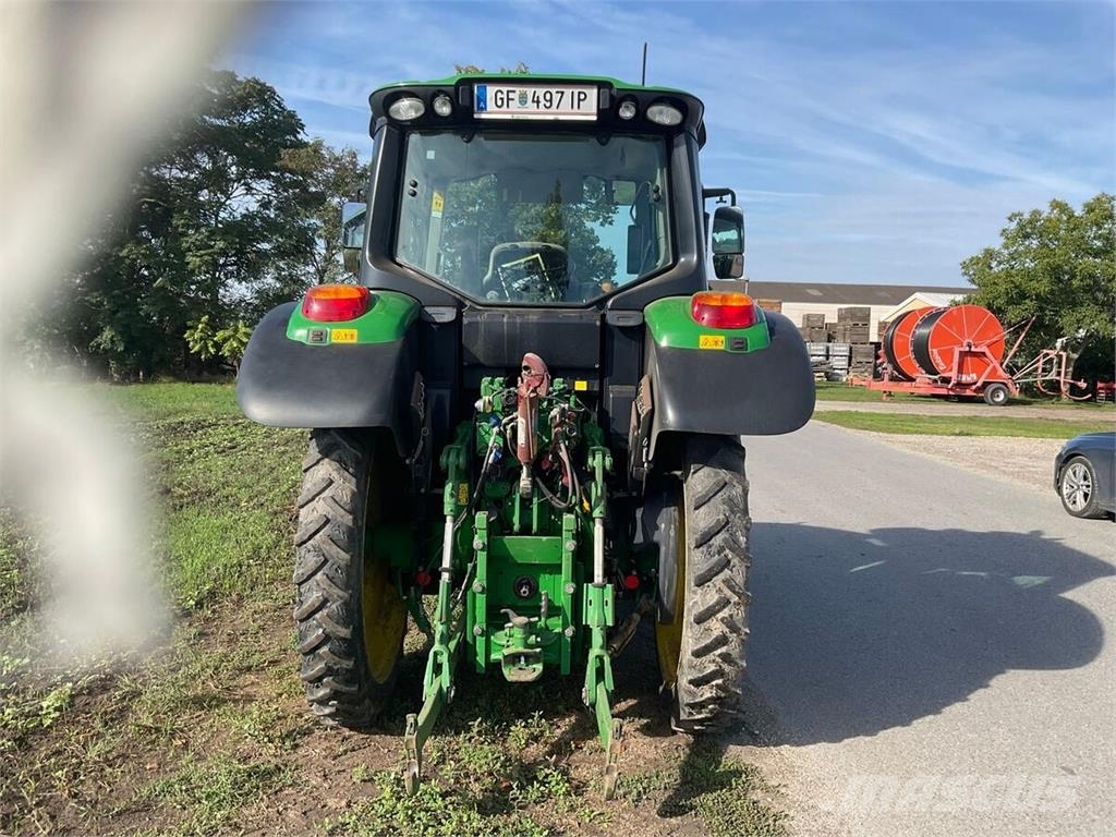 John Deere 6090M Traktorit