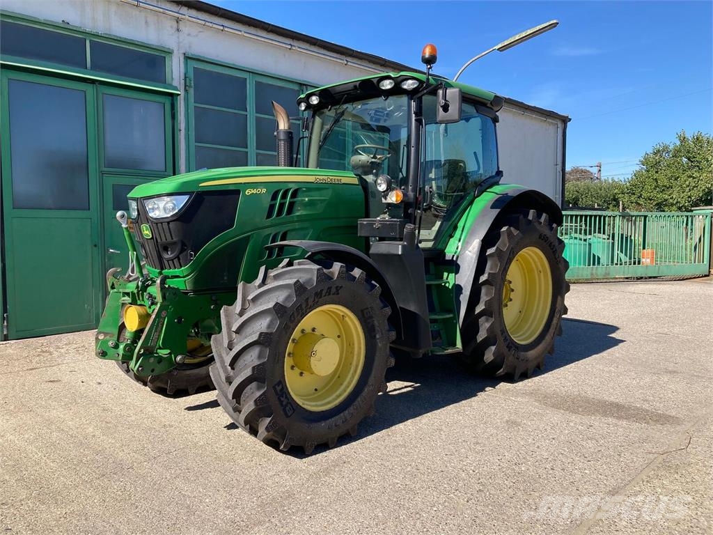 John Deere 6140R Traktori